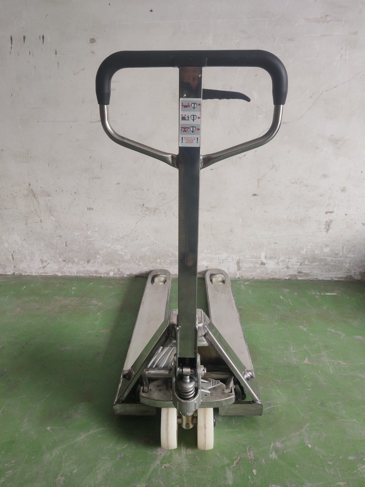 SS Pallet Truck - Image 2