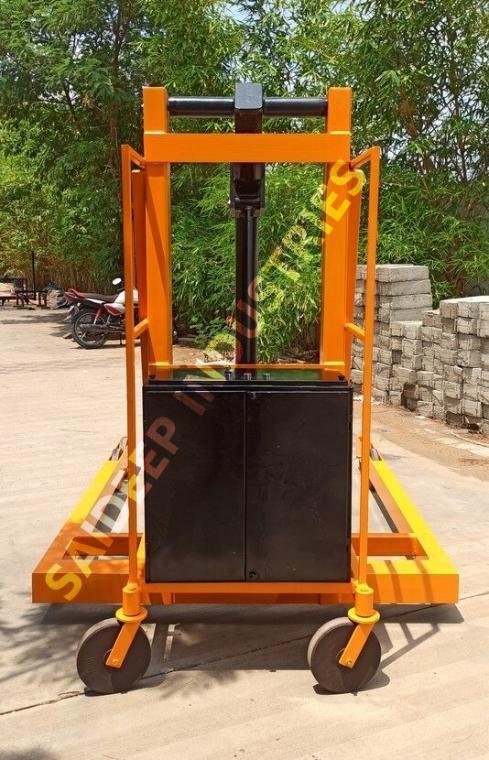 Battery Operated Floor Crane - Mobile Crane BO - Image 4