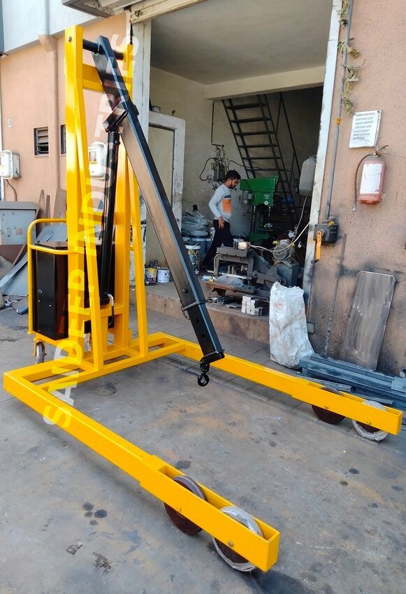Battery Operated Floor Crane - Mobile Crane BO - Image 2
