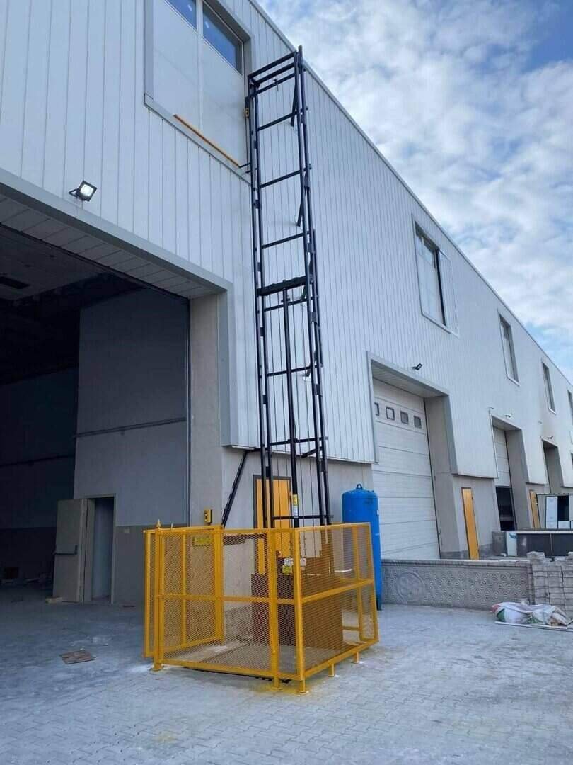 Goods Lift Single Mast (Hydraulics)