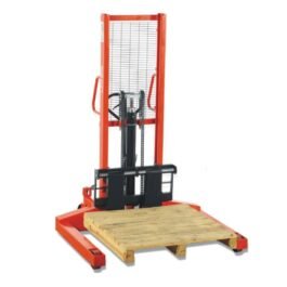 Straddle Leg Stacker – 1.6 Mtr. Manual